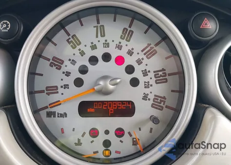 2004 Mini Cooper из США, поврежденный, VIN WMWRC334X4TJ57079